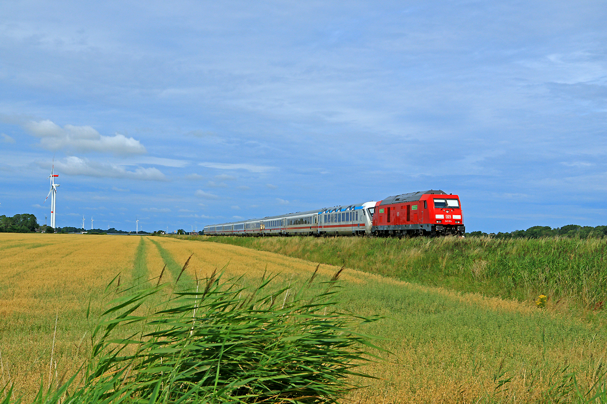 245 024