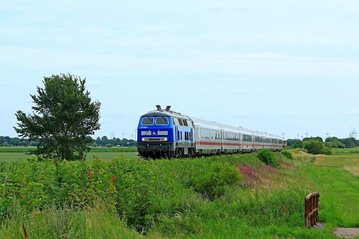 218 056